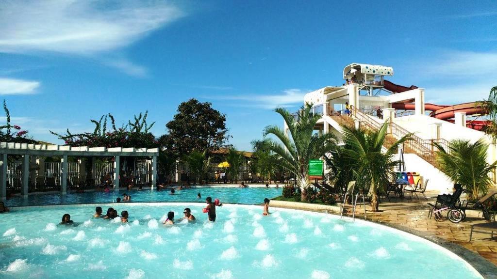 L'acqua Diroma Oficial - Parque Com Piscina De Ondas Exclusiva